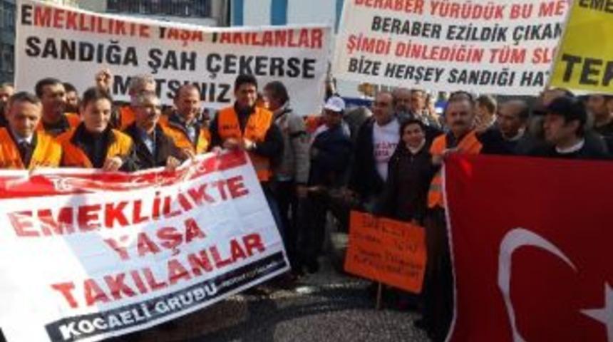 Emeklilikte Yaşa Takılanlardan Zincirli, Torbalı Eylem