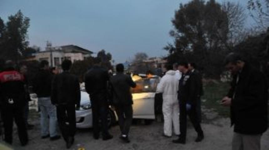 25 Yaşındaki Gen&ccedil; Otomobilde &Ouml;l&uuml; Bulundu