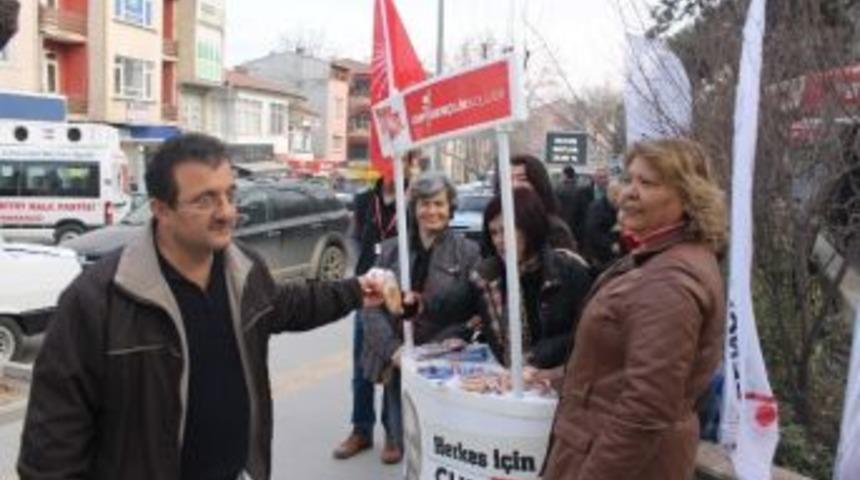Chp, Kandilde Simit Dağıttı