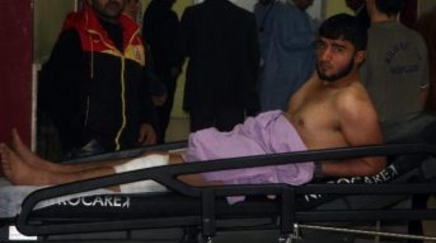 Suriye'den Getirilen 19 Yaralıdan 4'&uuml; &Ouml;ld&uuml;