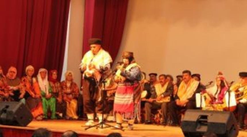 Y&ouml;r&uuml;kler Yaren Gecesinde Coştu