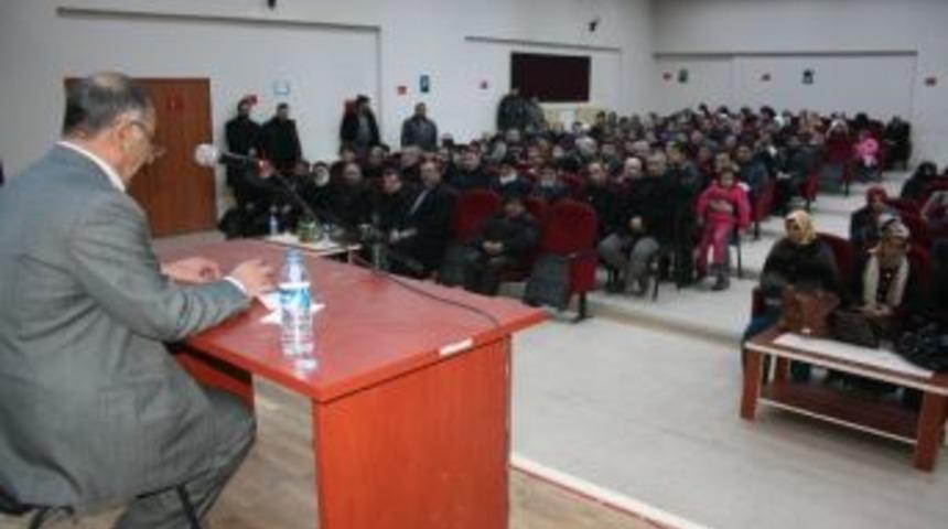 Pasinler İl&ccedil;e M&uuml;ft&uuml;l&uuml;ğ&uuml;&rsquo;nce Mevlit Kandili Programı D&uuml;zenlendi