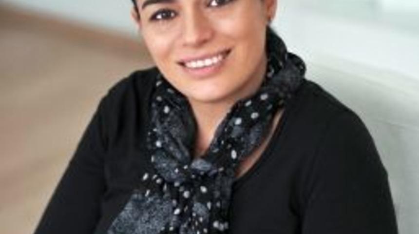 Sa&ccedil; Ve Kıl Yolma Hastalığı En Sık 13 Yaş Civarında G&ouml;r&uuml;l&uuml;yor