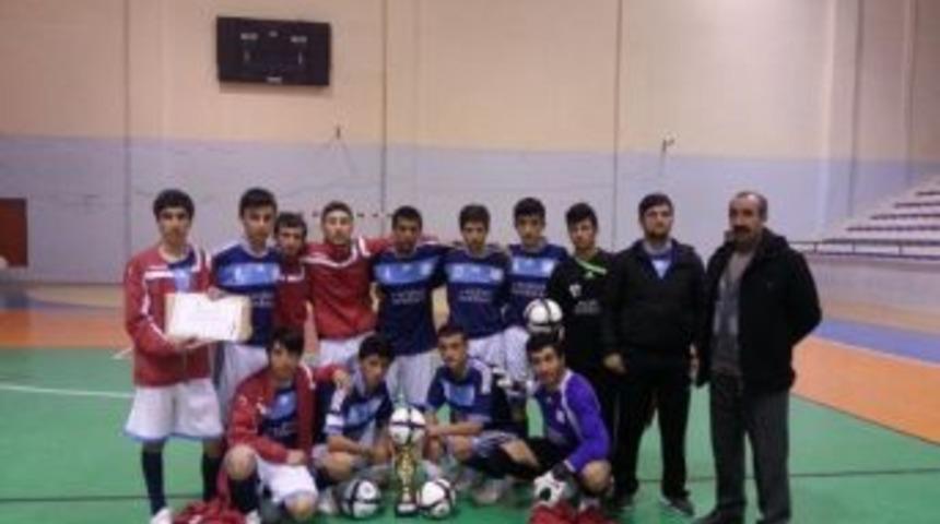 Vanlı Sporcular B&ouml;lge M&uuml;sabakalarına Damga Vurdu