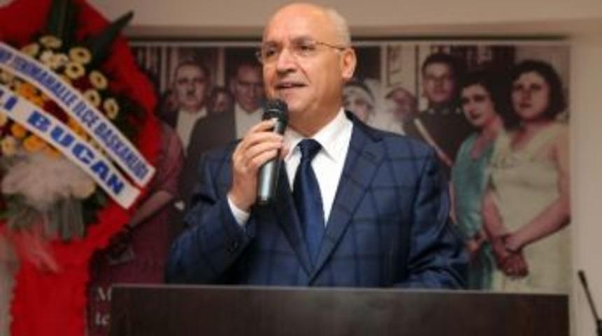 Yenimahalle&rsquo;de Chp&rsquo;den Dayanışma Yemeği