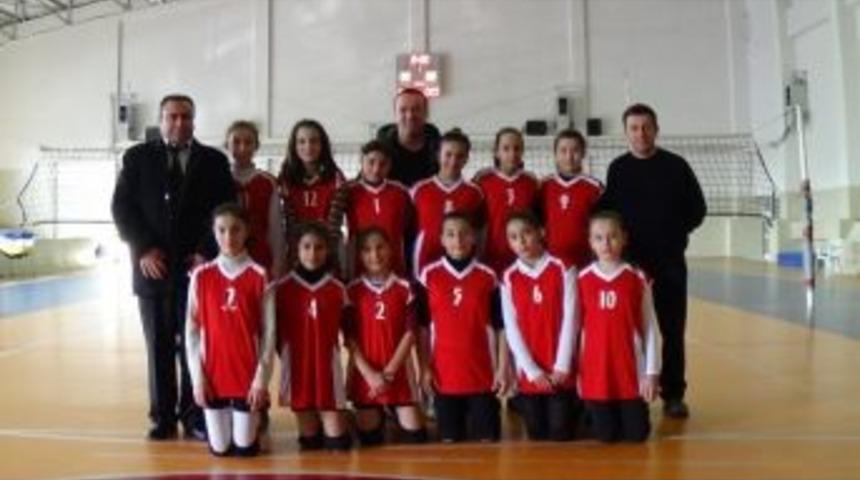 Umurbey Orta Okulu Filede Şampiyon Oldu