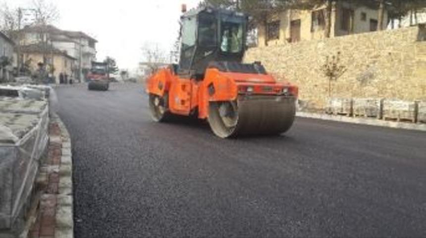 G&uuml;m&uuml;şova&rsquo;da Asfastsız Sokak Kalmayacak