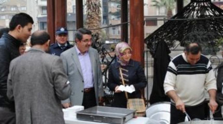 Belediye'den Lokma İkramı