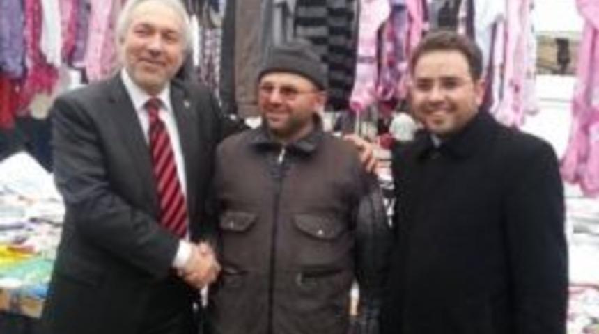 Kamil Sara&ccedil;oğlu 'sosyete Pazarı'nı Ziyaret Etti