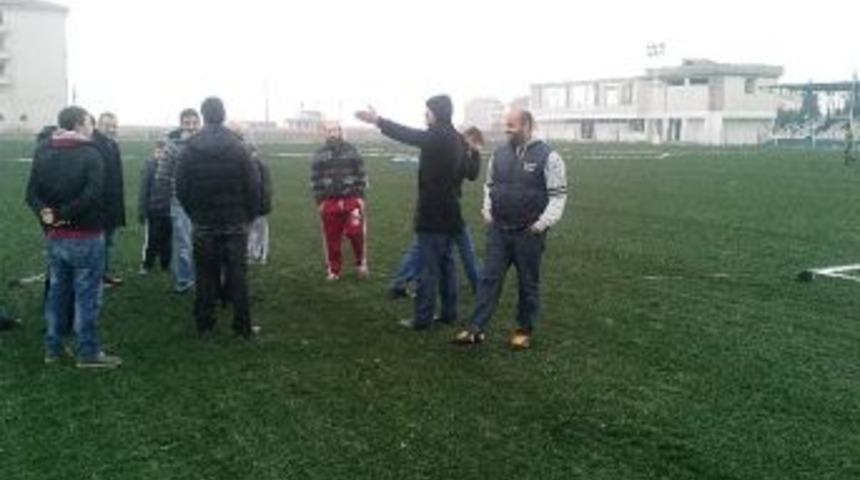 Lapseki Stadı Yenilendi