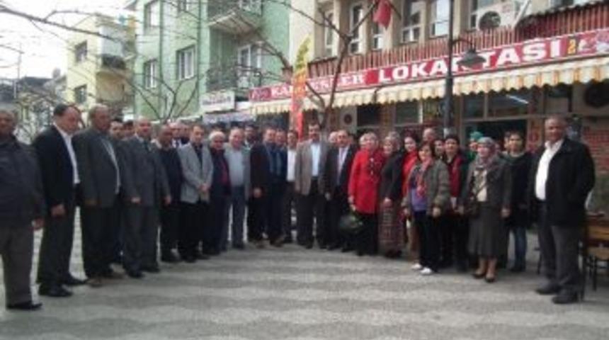 Ak Parti İncirliova Teşkilatı Bir Araya Geldi