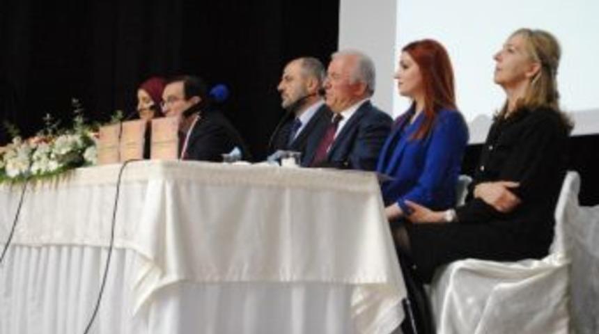 Kızı, Aliya İzzetbegovi&ccedil;&rsquo;i Anlatırken G&ouml;zyaşlarını Tutamadı