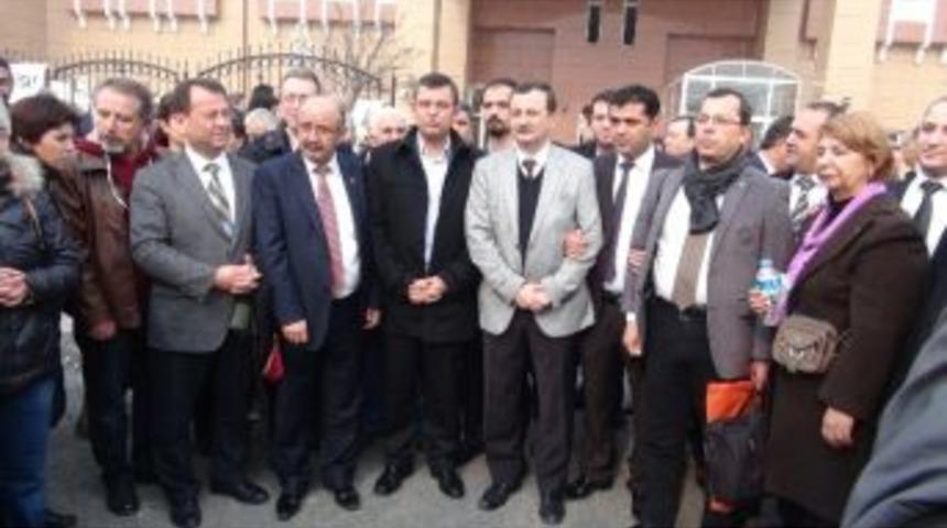 Manisa&rsquo;da Gezi Davasının İlk Duruşması G&ouml;r&uuml;ld&uuml;