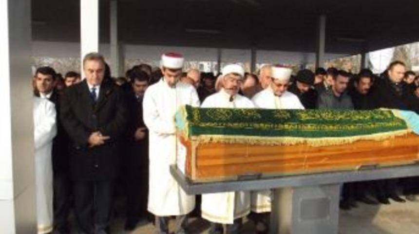 Mtso Başkanı Hasan Erko&ccedil;&rsquo;un Kayın Pederi Toprağa Verildi