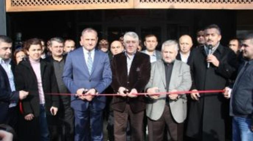 Ak Parti D&uuml;zce&rsquo;de İlk Se&ccedil;im B&uuml;rosunu A&ccedil;tı