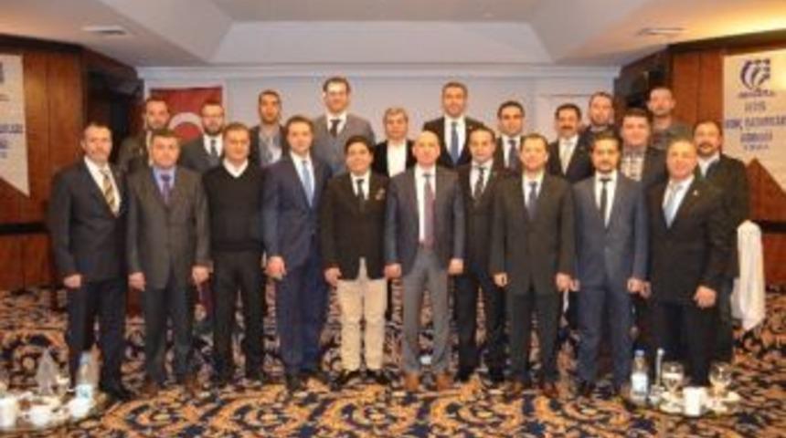 Aygiad'ın Genel Kurulu'nda İş Ve Siyaset D&uuml;nyasının &Ouml;nemli İsimleri Bir Araya Geldi