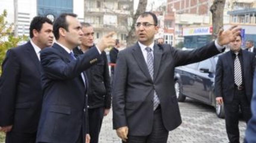 Vali Toprak Torbalı&rsquo;ya Okul, Metropolis, İzban Ve Hastane M&uuml;jdesi Verdi