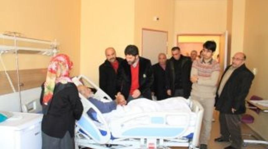 Başkan &Ccedil;akır&rsquo;dan Hasta Ziyaretleri