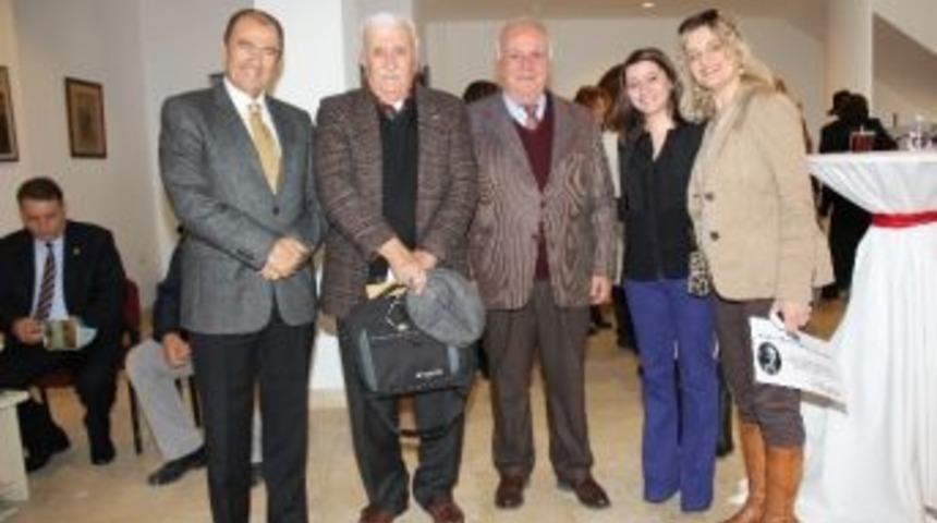 Necati Cumalı Dostları Urla&rsquo;da Buluştu