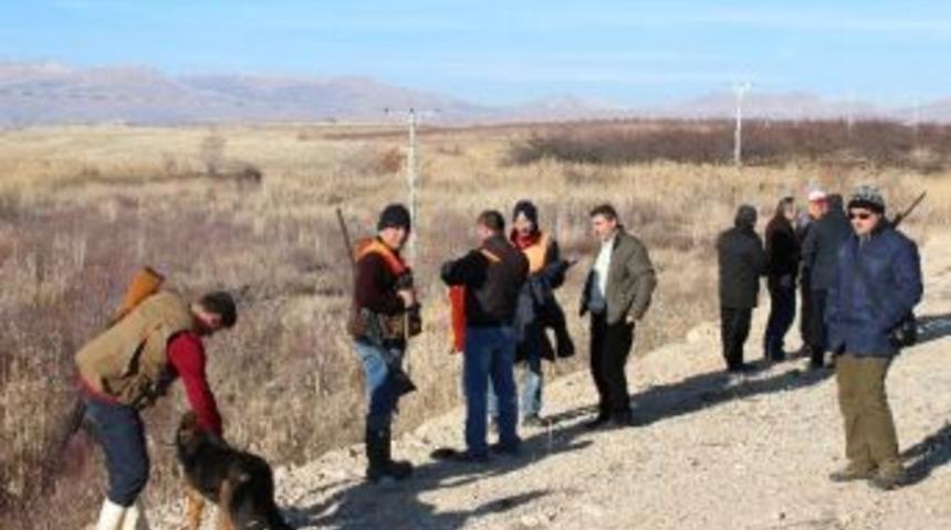 Yaban Domuzu S&uuml;rek Avına Devam Edildi