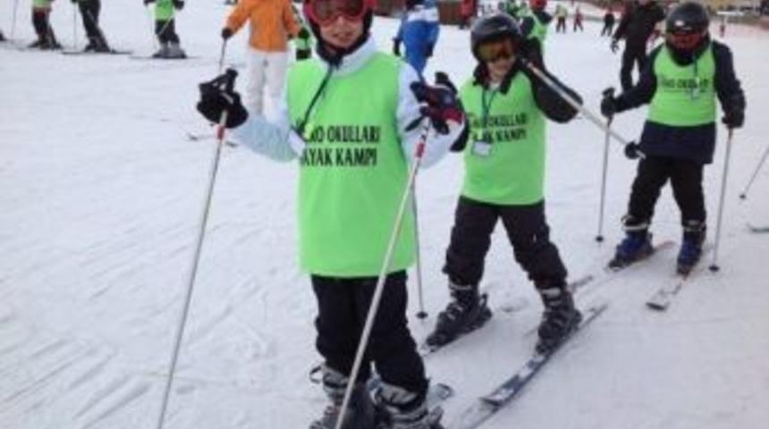 Sankolu &Ouml;ğrenciler Erciyes Kayak Kampına Gitti