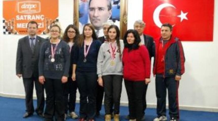 Okul Sporları İl Birinciliği Satran&ccedil; Turnuvası Sona Erdi