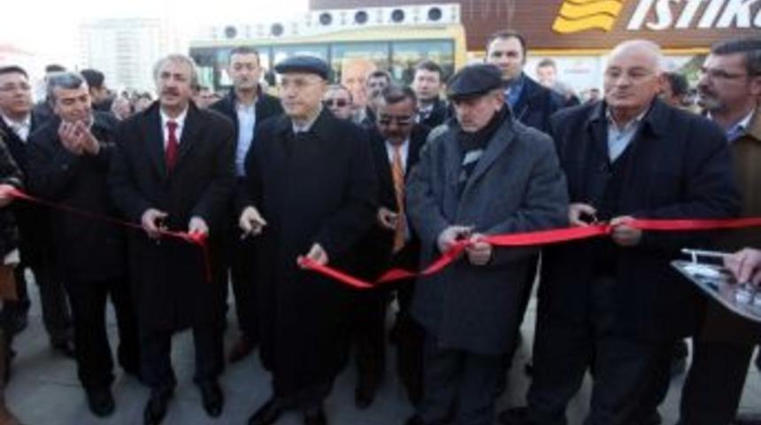 Yenimahalle&rsquo;de Bir G&uuml;nde &Uuml;&ccedil; A&ccedil;ılış