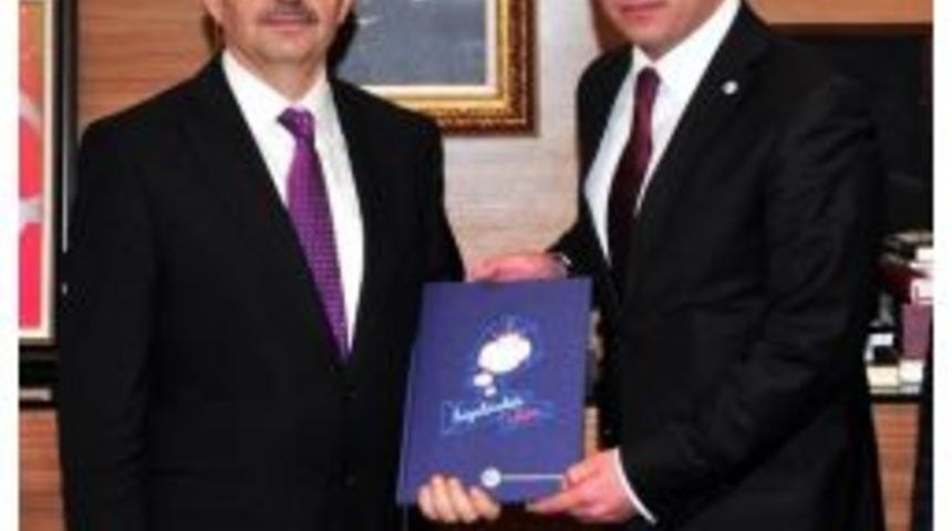 Hayallerin Kitabı Bakan G&uuml;ll&uuml;ce&rsquo;de