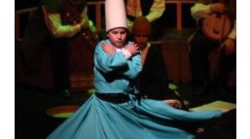 Yenimahalle&rsquo;de &ldquo;aşk Ve Barış&rdquo; &Ccedil;ığlığı