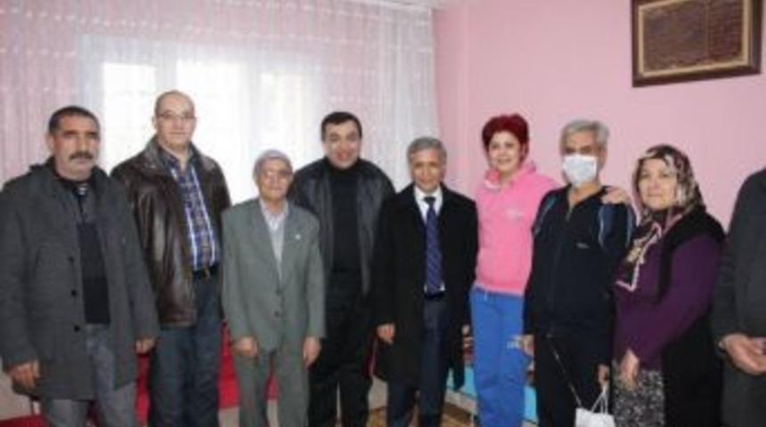 Karaciğer Nakli Olan Hastaya Protokol Ziyareti