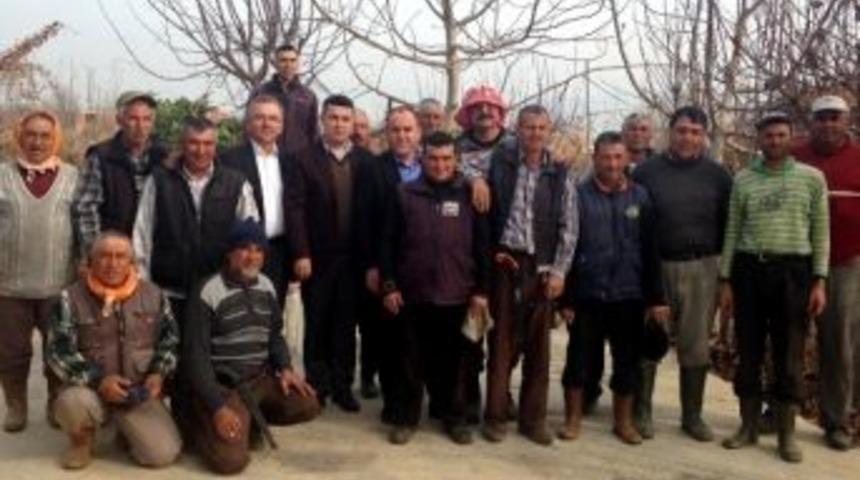 Sarıg&ouml;l Ak Parti Aday Adayları Tarım Kesimi İş&ccedil;ilerini Ziyaret Etti.