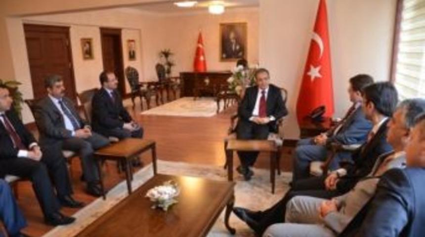 Tkhk Y&ouml;netimi, Vali Tapsız&rsquo;ı Ziyaret Etti