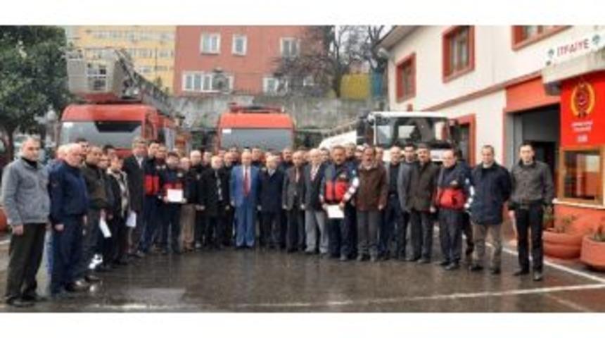 64 İtfaiye Personeline Başarı Belgesi
