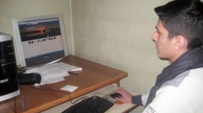 Muşlu Gen&ccedil;, Kurduğu Siteyle Facebook&rsquo;a Rakip Oldu