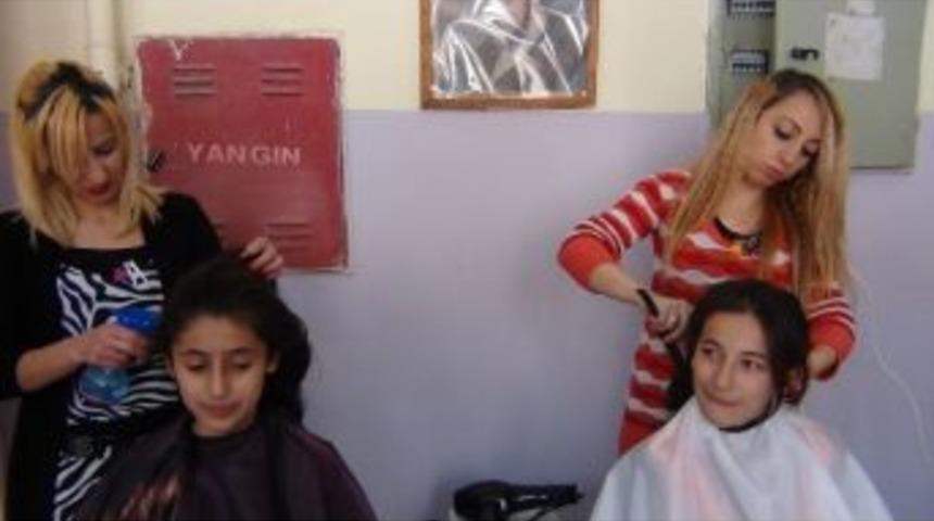 Sınırda &Ouml;rnek Dayanışma