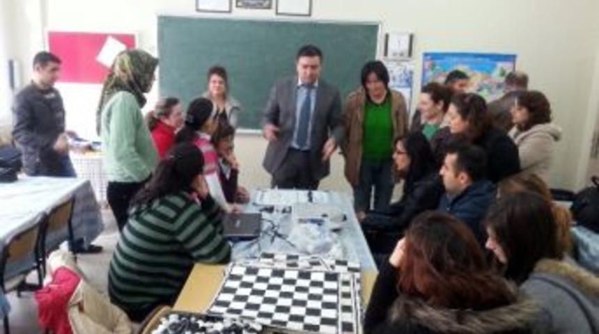 Didim&rsquo;de Dama Antren&ouml;rl&uuml;k Semineri Ger&ccedil;ekleştirildi