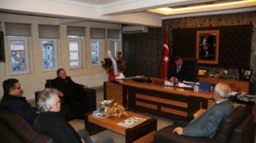 Azatlılardan Akdoğan&rsquo;a Destek