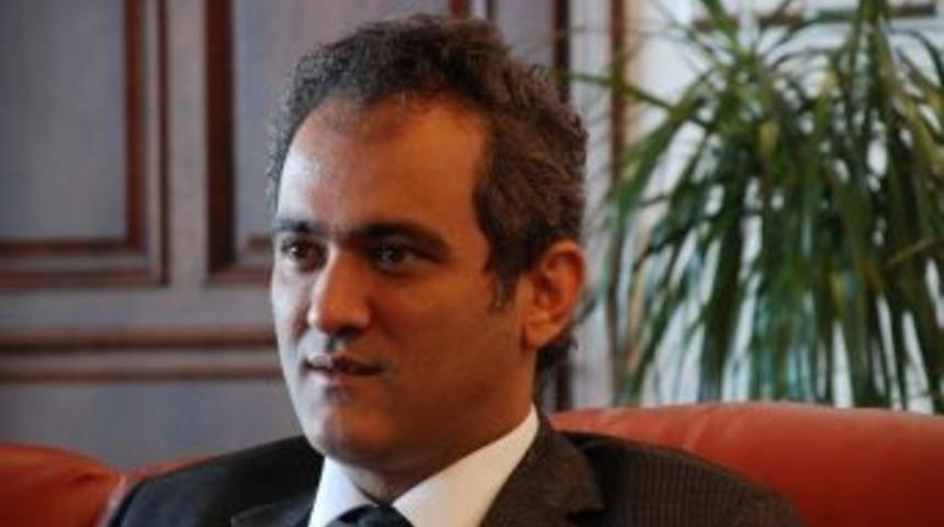 Rekt&ouml;r &Ouml;zer'den 'engelliler Haftası' Mesajı