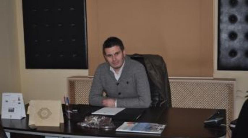 Oy Kullanmak İsteyen &Ouml;ğrencilere Uyarı