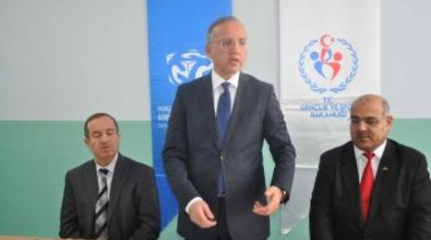 Bitlis'te Girişimcilik Kursu Sertifika T&ouml;reni