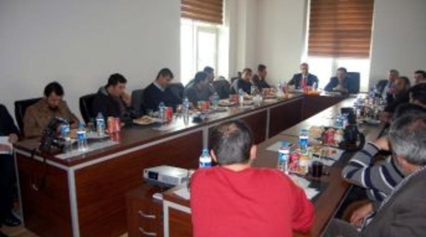 Be&uuml; Rekt&ouml;r&uuml; Doğru &Uuml;niversitenin 2013 Yılını Değerlendirdi