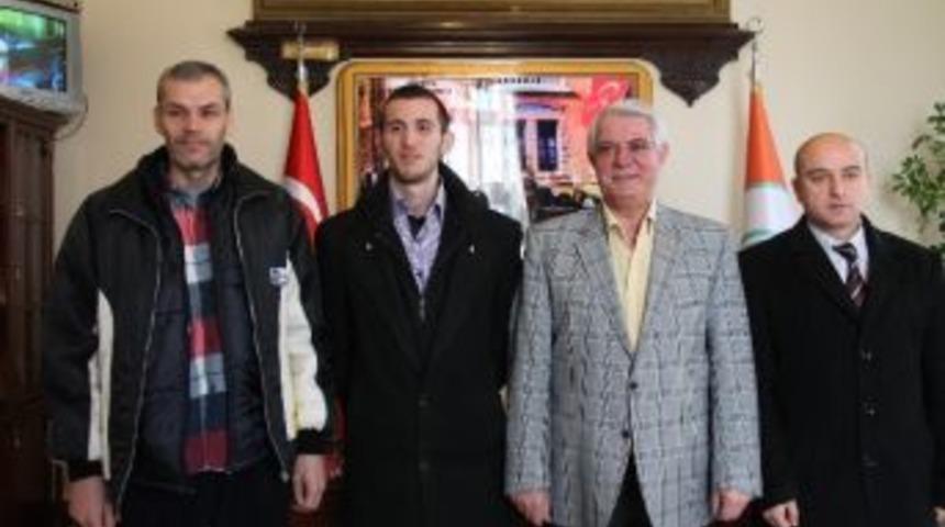 Alperenlerden Başkan Sedef&ccedil;i'ye Ziyaret