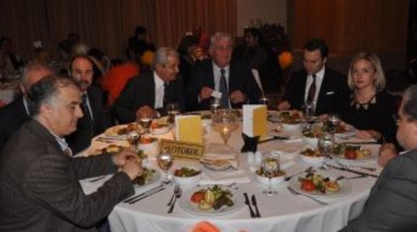 Kırtasiyeciler Dayanışma Gecesinde Buluştu