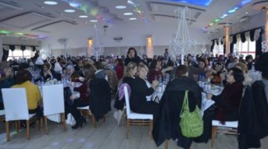 Başkan Ata&ccedil;, Batıkentli Kadınlarla Buluştu