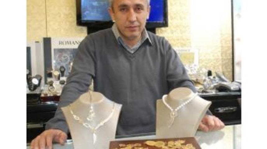 Gen&ccedil;ay: &ldquo;t&uuml;rkiye Ekonomisi Bir Yıl Geriye Gitti&rdquo;