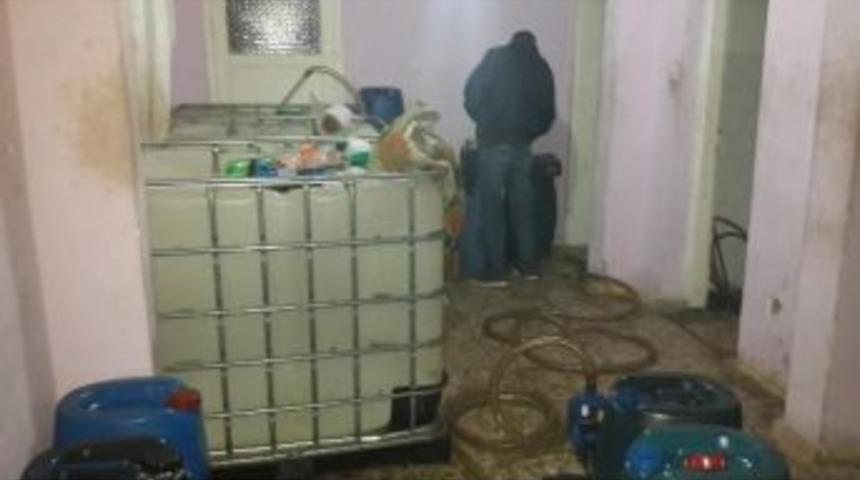 Mersin'de Sahil G&uuml;venlik'ten Ka&ccedil;ak Motorin Operasyonu