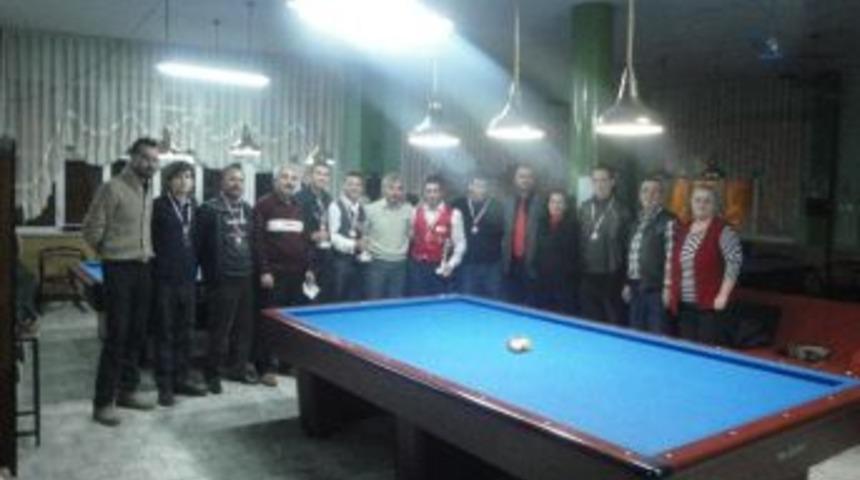 Aydın'da 3 Bant Bilardo Şampiyonası Yapıldı