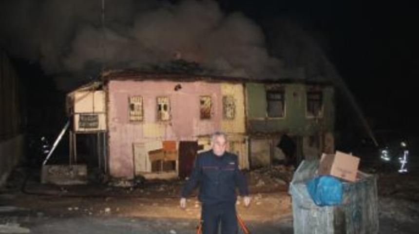 Başkent&rsquo;te Yangın Paniği