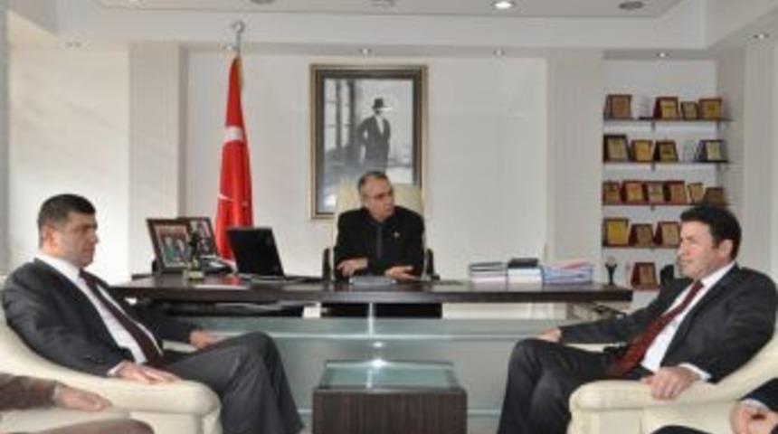 &Ouml;zcan Ulupınar Alaplı Belediyesini ziyaret etti