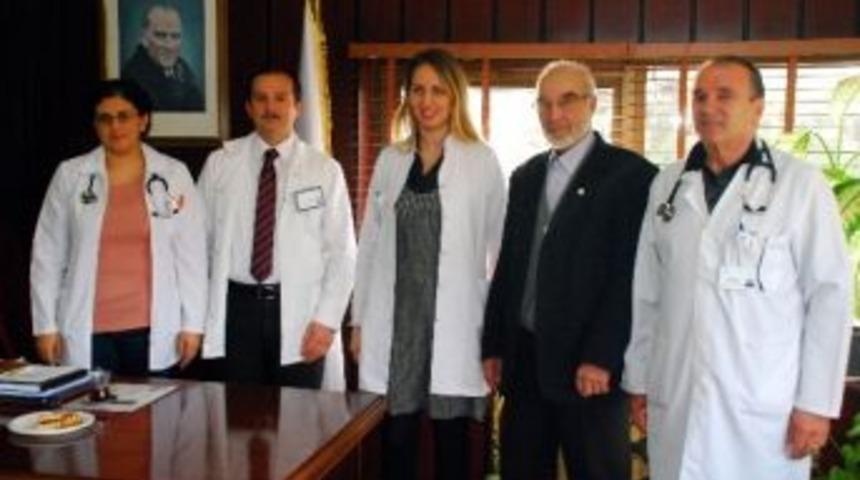 Akhisar'da Yeşilay Ve Devlet Hastanesi'nden Sigara Bırakma Kampanyası